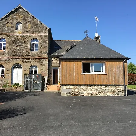 Chambres D'hotes A La Ferme De La Rochelle * Roz-Landrieux