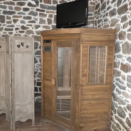 à La Ferme De La Rochelle * Roz-Landrieux